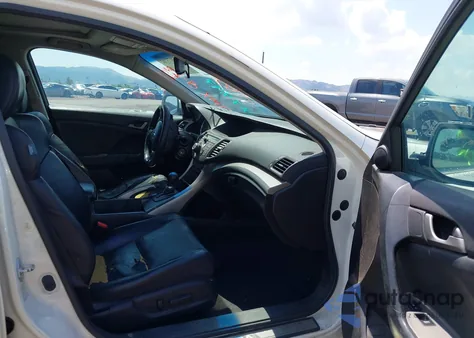 2010 Acura Tsx 2.4 z USA, uszkodzony, nr VIN JH4CU2F63AC017897